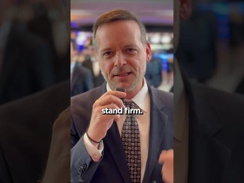 Support Pedro Sanchez, Support International Law